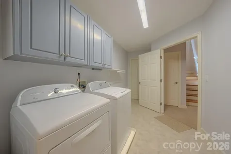 329 Mountain Crest Drive Hendersonville NC 28739