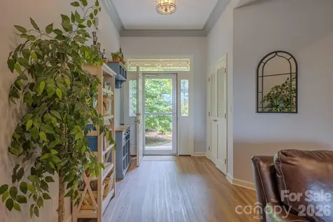 329 Mountain Crest Drive Hendersonville NC 28739
