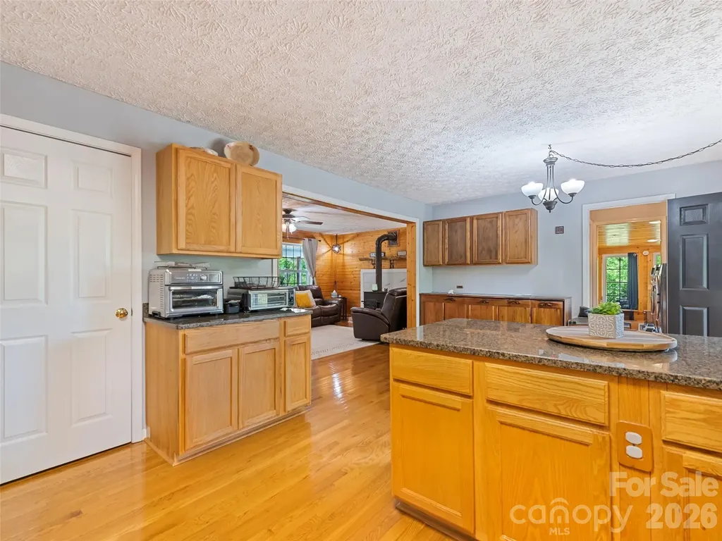 222 Thistle Ridge Clyde NC 28721