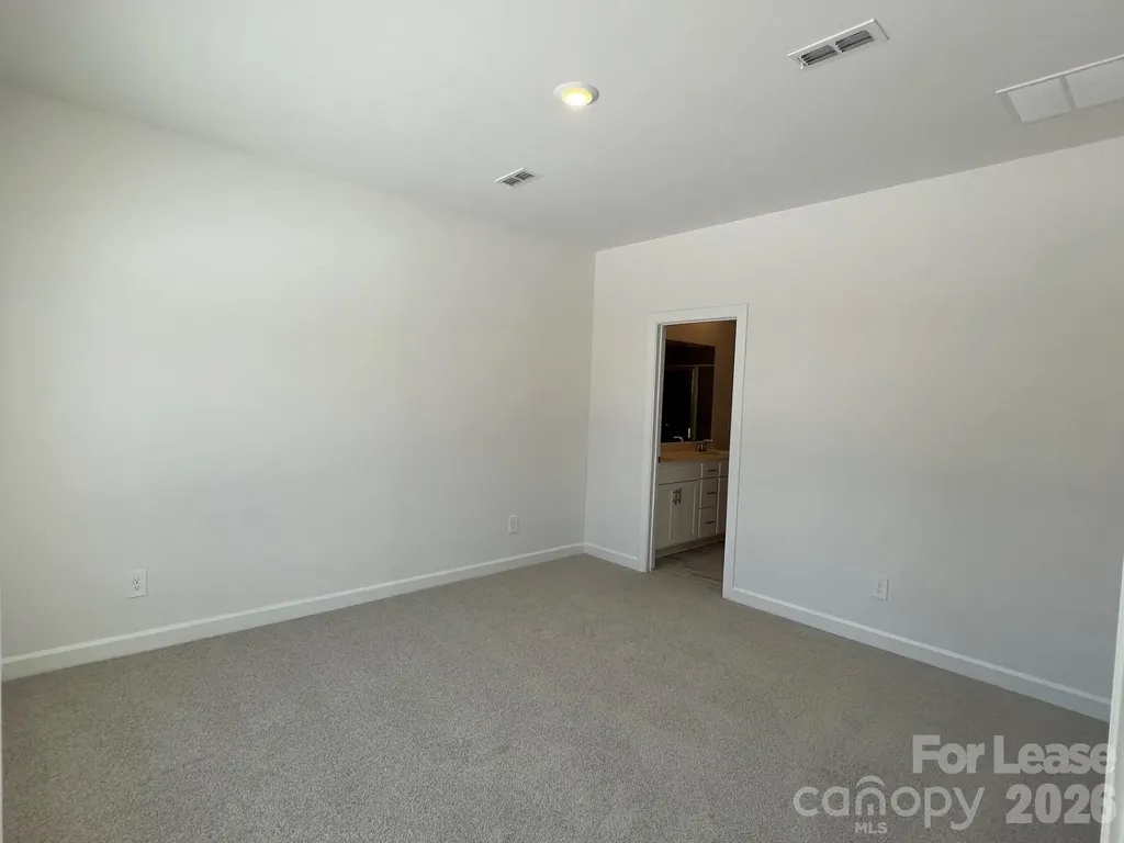 1548 31st Street NE Conover NC 28613