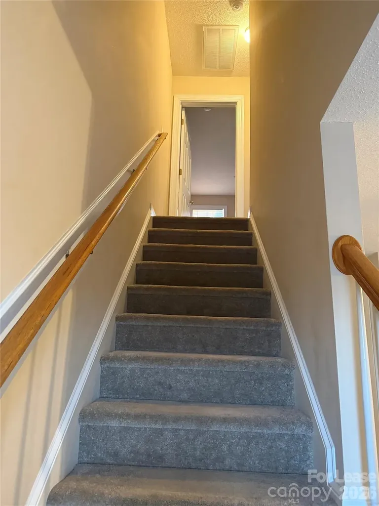 1615 Stroll Circle Fuquay-Varina NC 27526