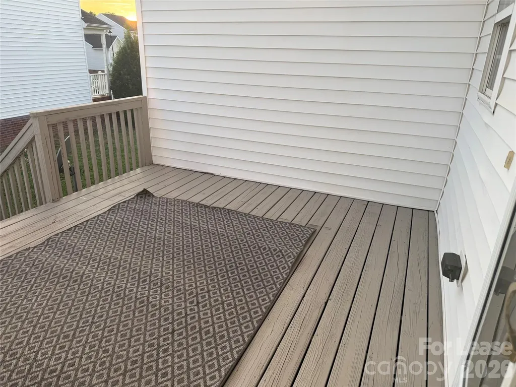 1615 Stroll Circle Fuquay-Varina NC 27526