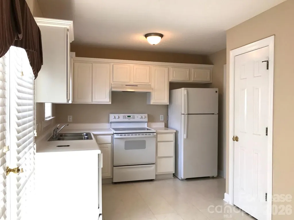 1615 Stroll Circle Fuquay-Varina NC 27526