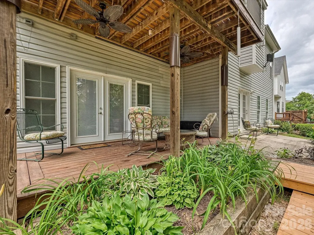 152 Lighthouse Road Mount Holly NC 28120