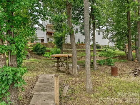 152 Lighthouse Road Mount Holly NC 28120