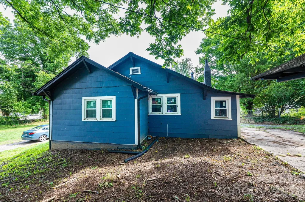 224 Broadway Street NW Lenoir NC 28645