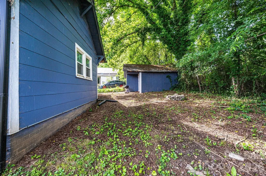224 Broadway Street NW Lenoir NC 28645