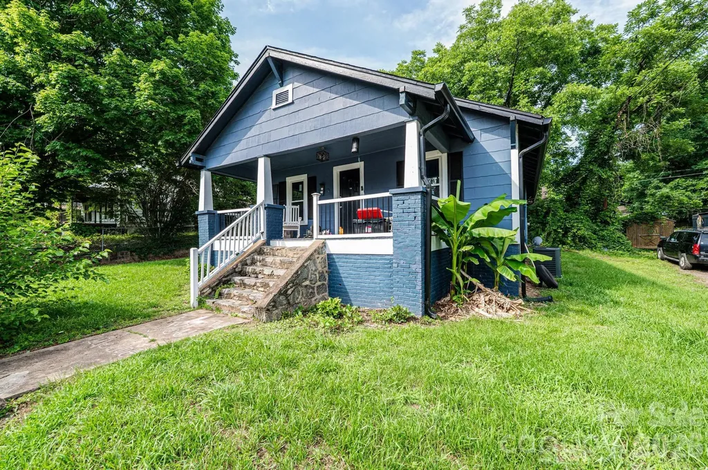 224 Broadway Street NW Lenoir NC 28645