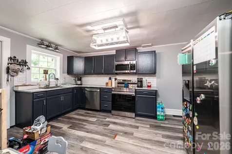 224 Broadway Street NW Lenoir NC 28645
