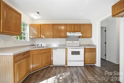 390 Amhurst Street SW Concord NC 28025