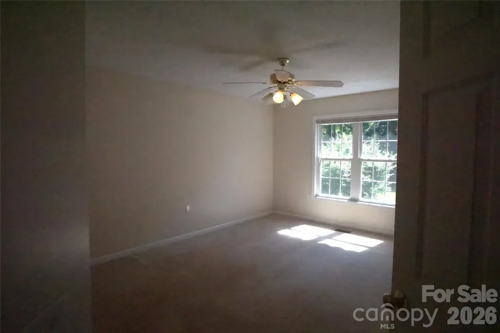 3795 River Road Hickory NC 28602
