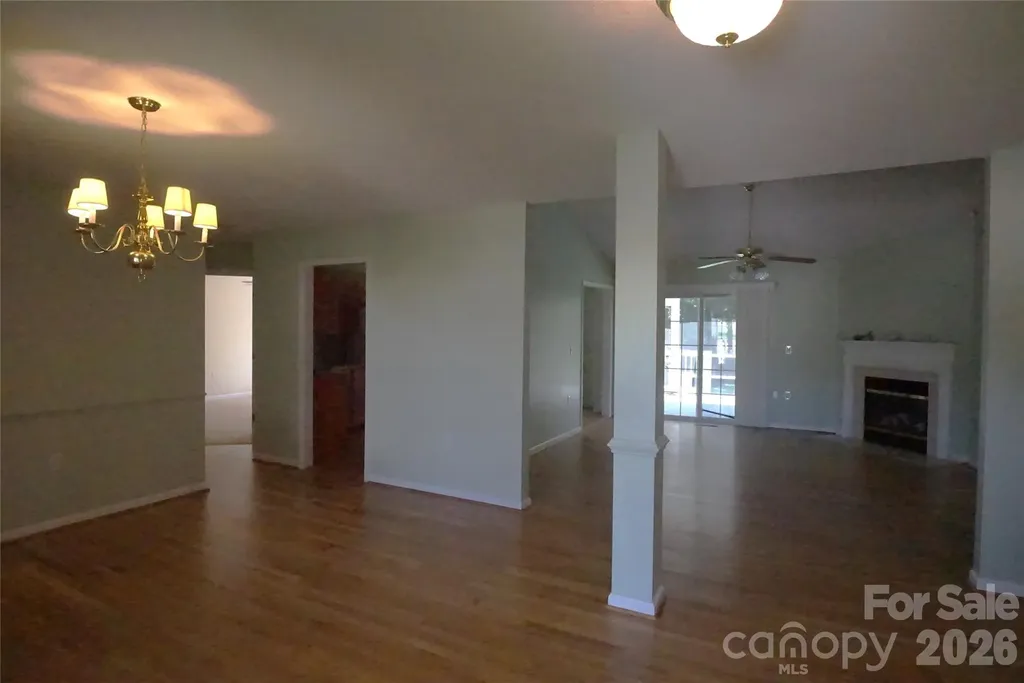3795 River Road Hickory NC 28602