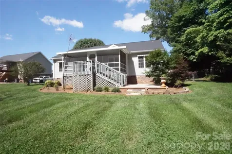 3795 River Road Hickory NC 28602