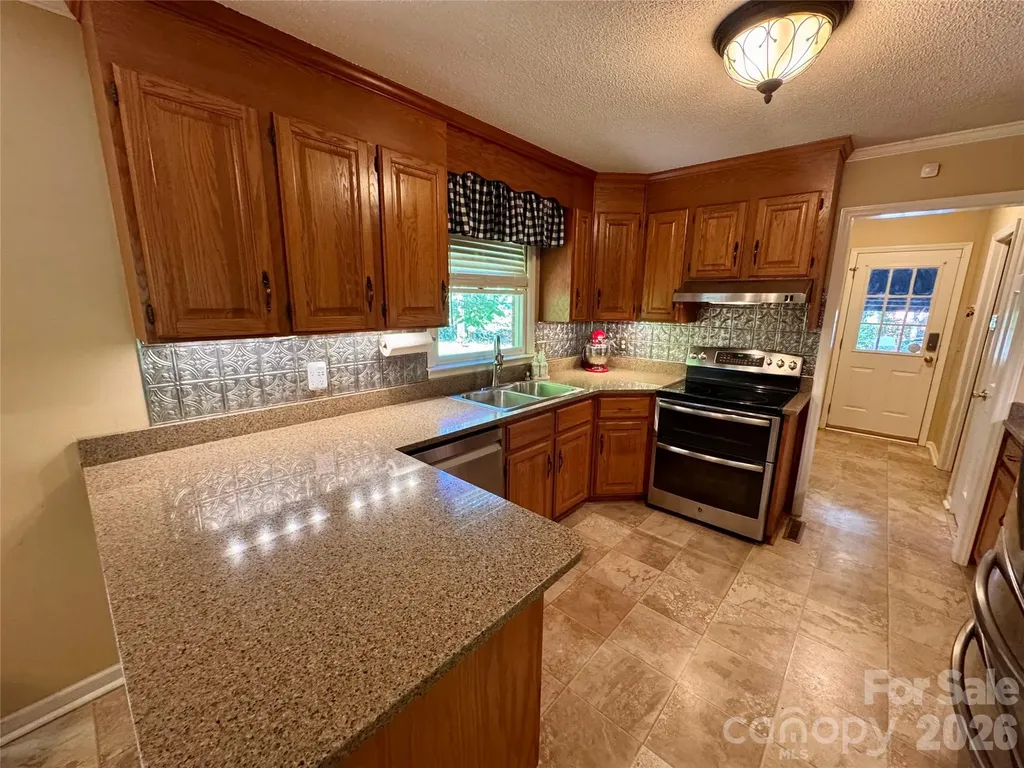 196 Flint Ridge Drive Concord NC 28025