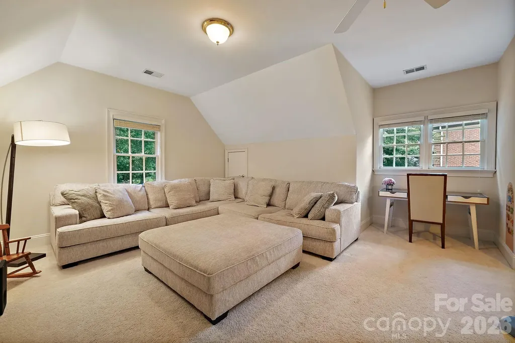 10917 Lederer Avenue Charlotte NC 28277