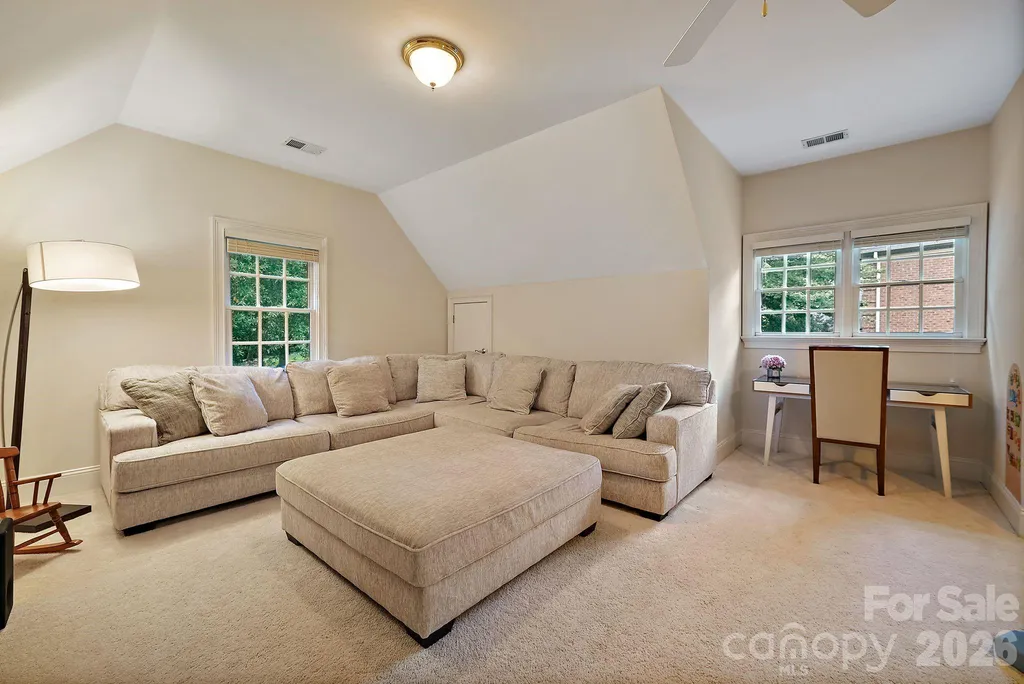 10917 Lederer Avenue Charlotte NC 28277