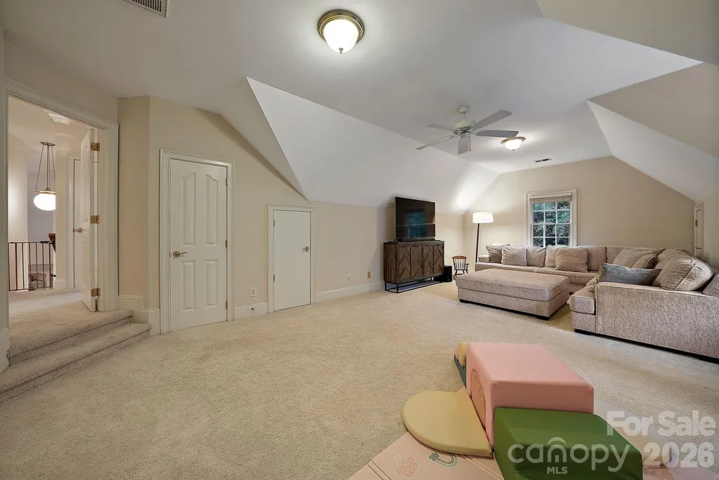 10917 Lederer Avenue Charlotte NC 28277