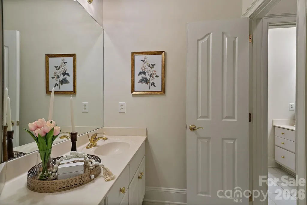 10917 Lederer Avenue Charlotte NC 28277