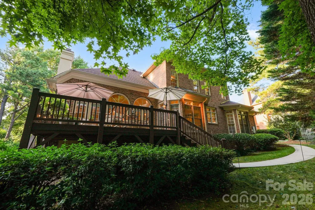 10917 Lederer Avenue Charlotte NC 28277