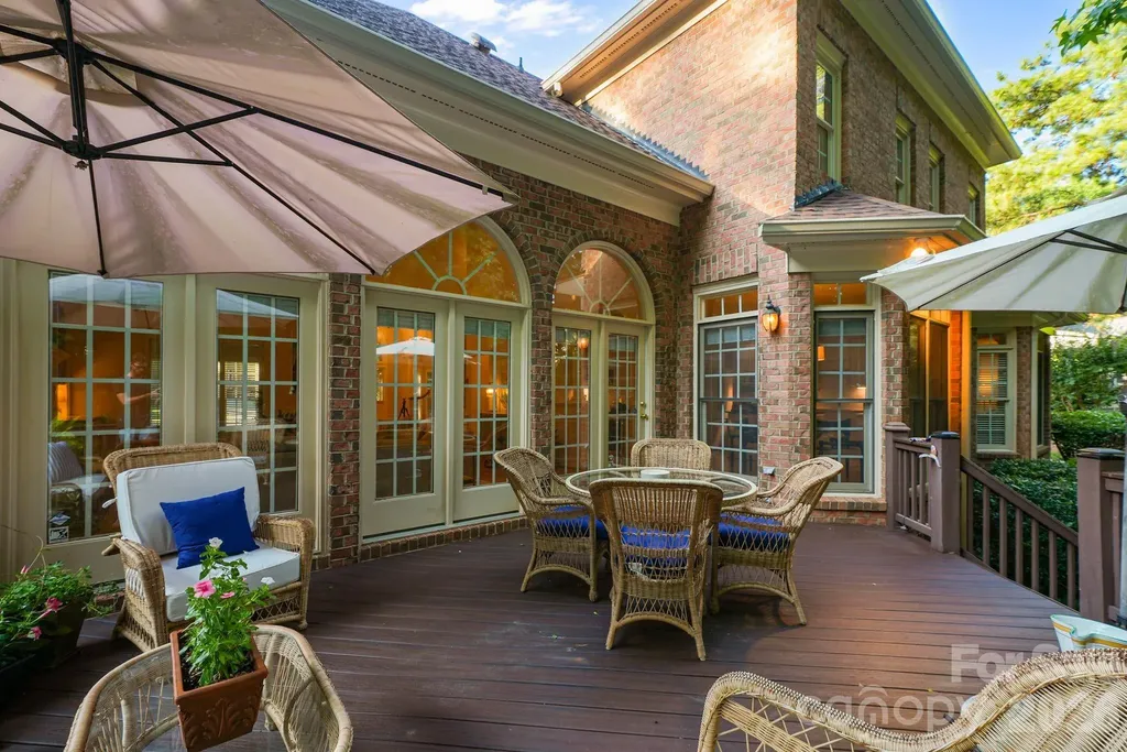 10917 Lederer Avenue Charlotte NC 28277