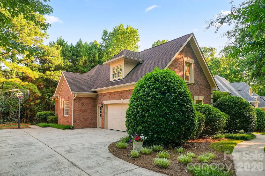 10917 Lederer Avenue Charlotte NC 28277