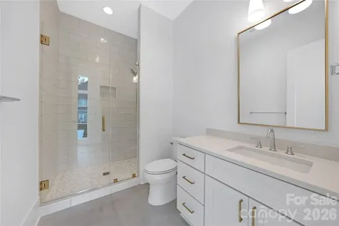5046 Gilchrist Road Charlotte NC 28211