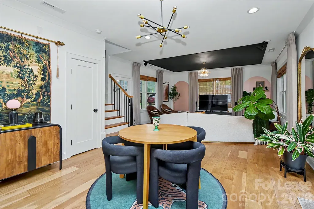 221 S Gardner Avenue Charlotte NC 28208
