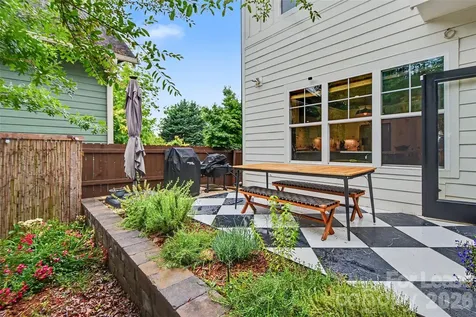221 S Gardner Avenue Charlotte NC 28208