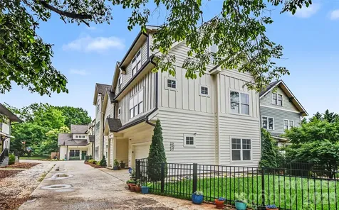 221 S Gardner Avenue Charlotte NC 28208