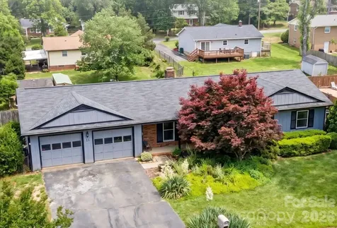 11 Waddell Street Weaverville NC 28787