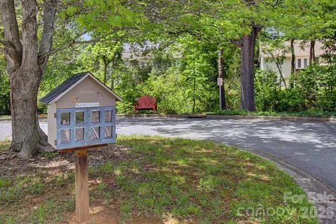 11 Waddell Street Weaverville NC 28787