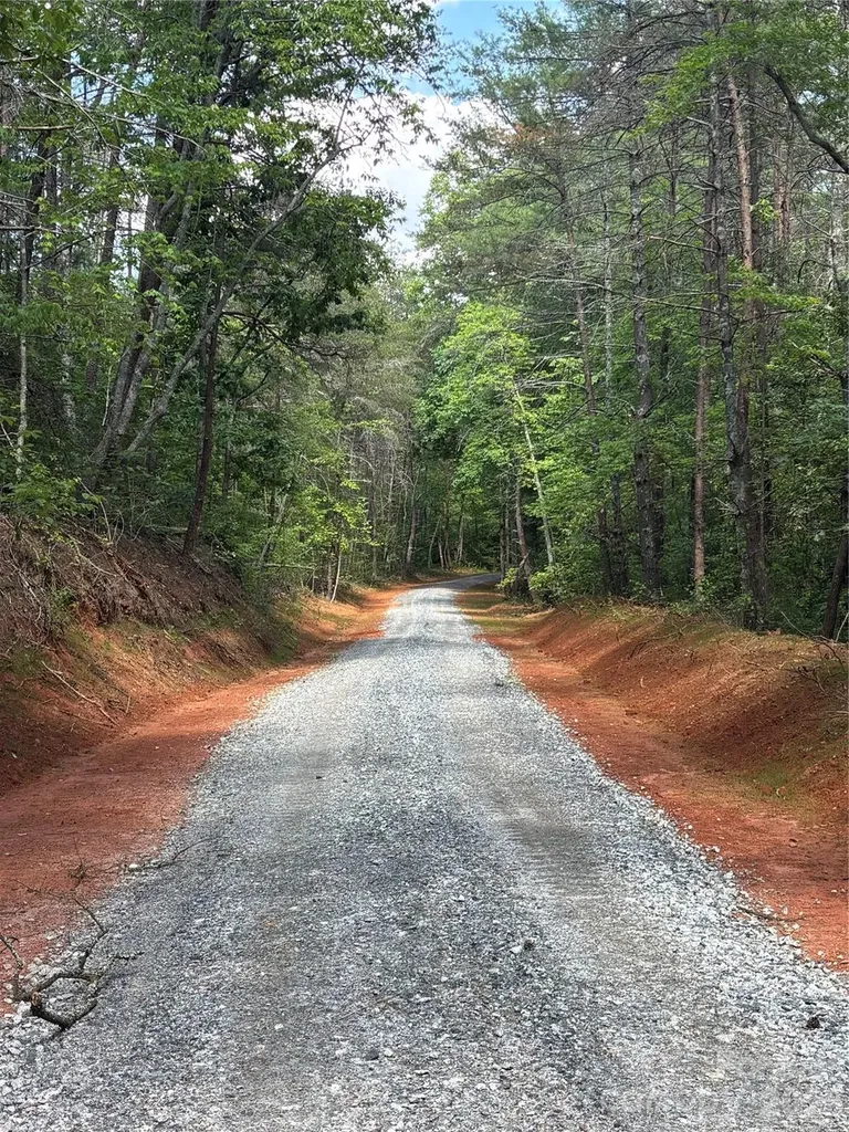 000 Stillwater Road Boomer NC 28606