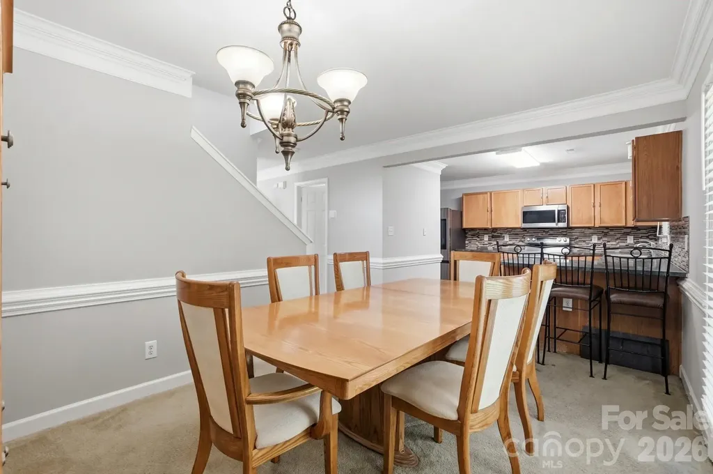 1135 Stonehenge Lane Charlotte NC 28216