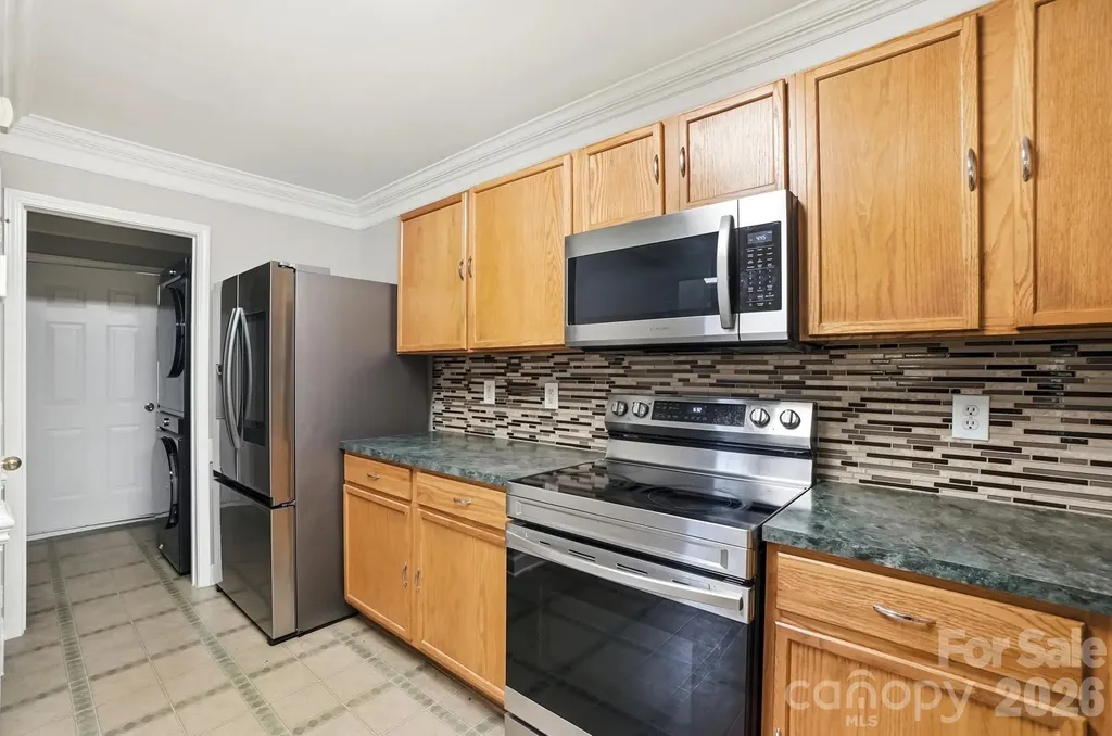 1135 Stonehenge Lane Charlotte NC 28216