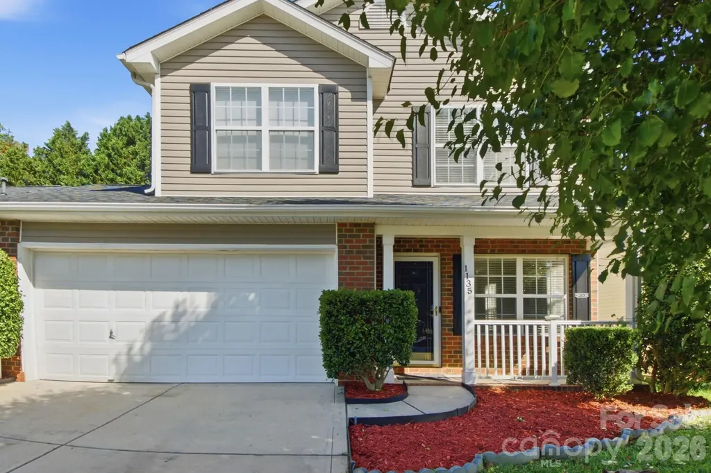 1135 Stonehenge Lane Charlotte NC 28216