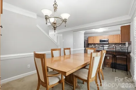 1135 Stonehenge Lane Charlotte NC 28216