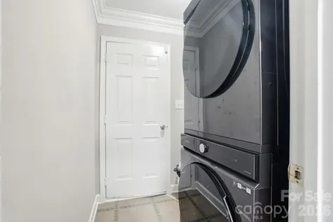 1135 Stonehenge Lane Charlotte NC 28216