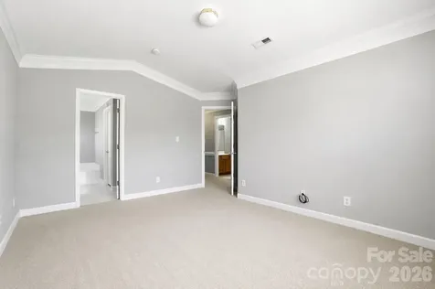 1135 Stonehenge Lane Charlotte NC 28216