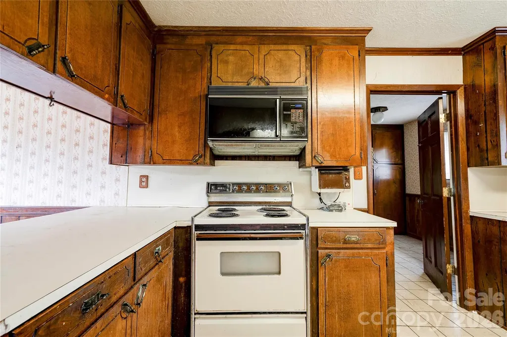 3016 Longwood Drive Shelby NC 28152