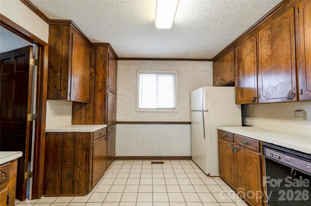 3016 Longwood Drive Shelby NC 28152