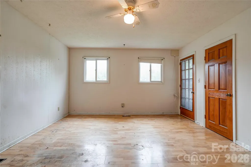 3016 Longwood Drive Shelby NC 28152