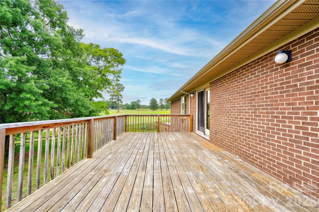 3016 Longwood Drive Shelby NC 28152