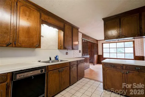 3016 Longwood Drive Shelby NC 28152