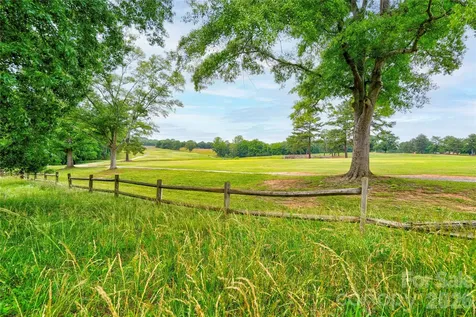 3016 Longwood Drive Shelby NC 28152