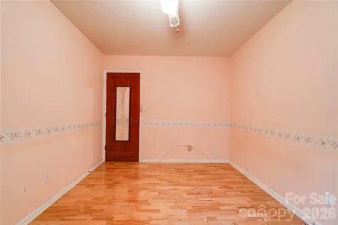 3016 Longwood Drive Shelby NC 28152