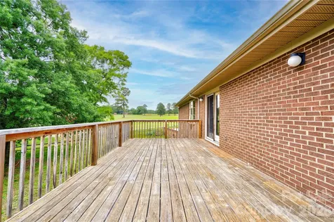 3016 Longwood Drive Shelby NC 28152
