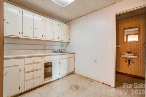 3016 Longwood Drive Shelby NC 28152