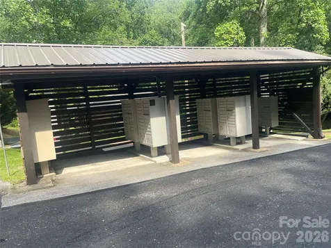 99999 Red Oak Forest Road Fairview NC 28730