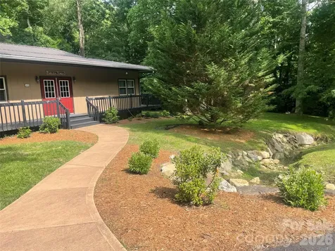 99999 Red Oak Forest Road Fairview NC 28730