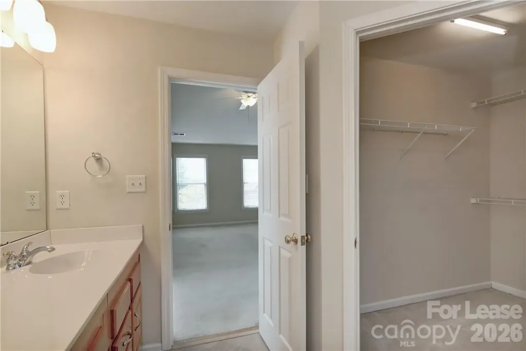 10496 Gunnison Lane Charlotte NC 28277